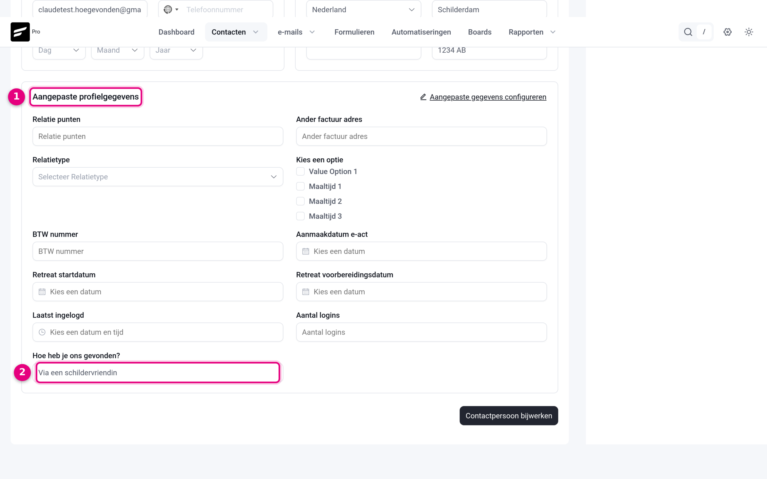 The contact card with the saved answer under Custom profile data (1 and 2).